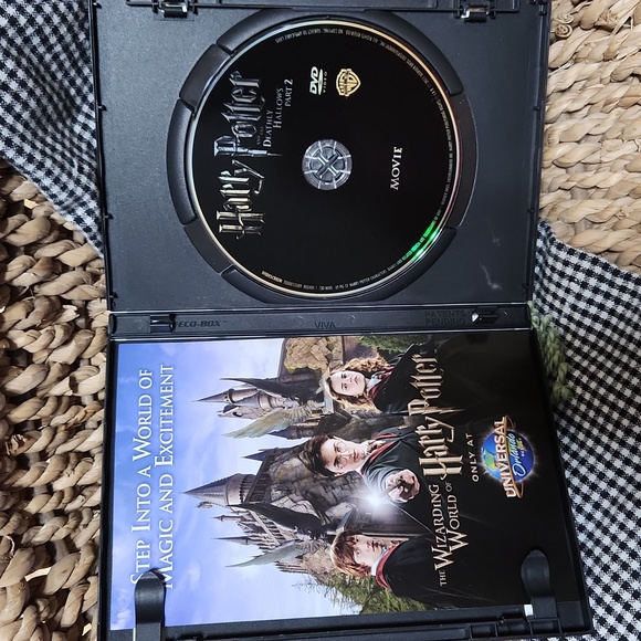 HARRY POTTER and the Deathly Hallows part II. - Picture 3 of 5